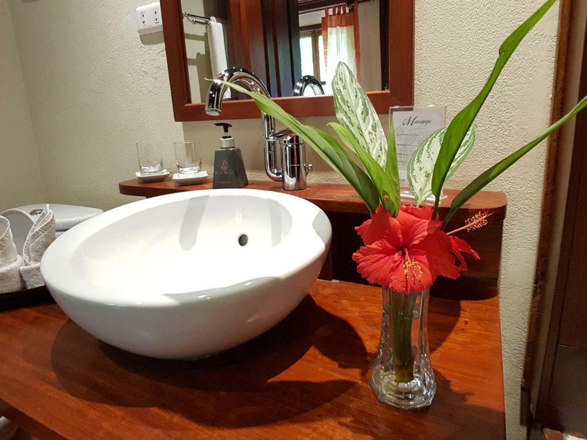 Villa Maydou Boutique Hotel Luang Prabang Exterior foto
